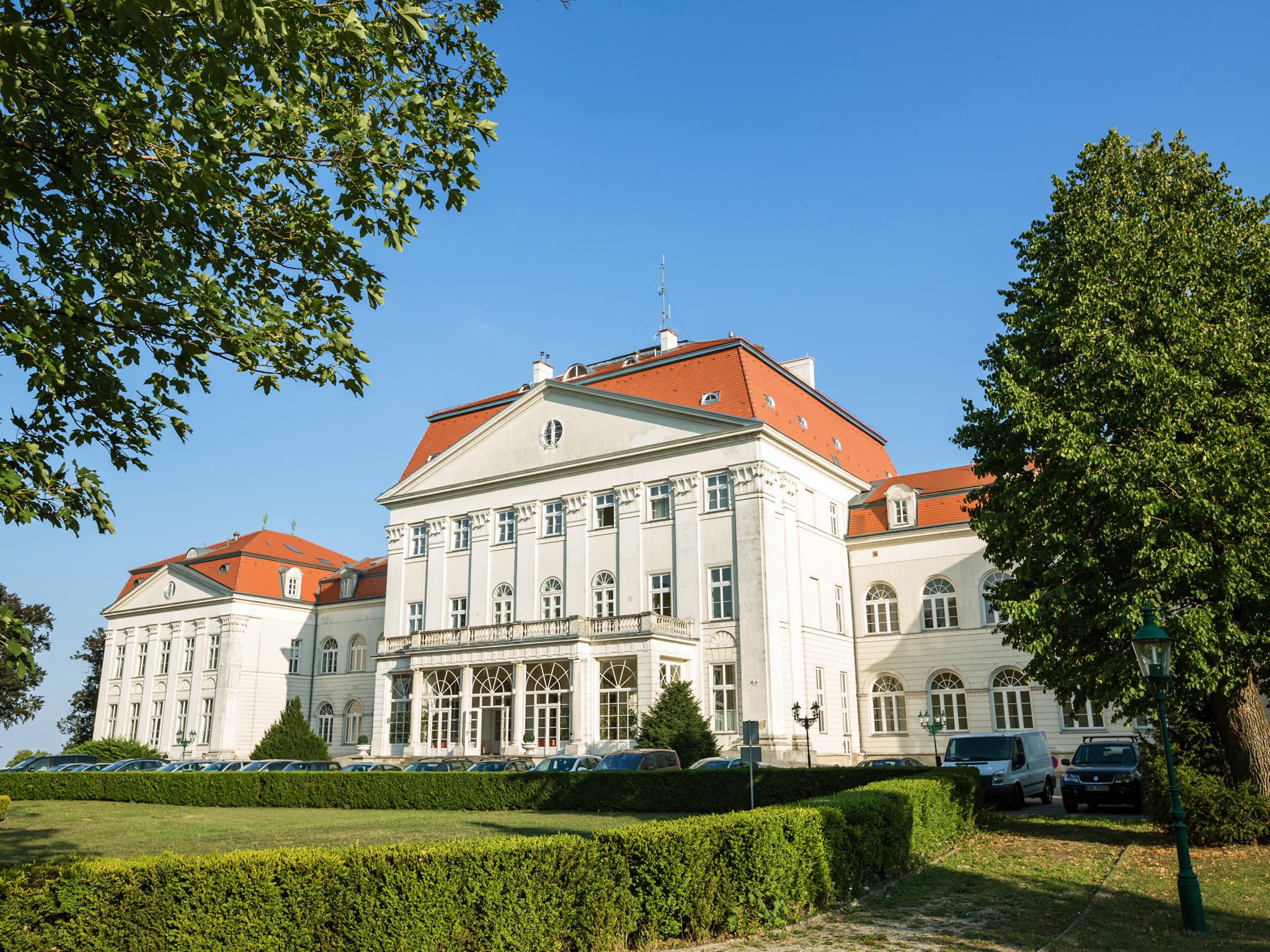 Austria Trend Hotel Schloss Wilhelminenberg Wien Экстерьер фото