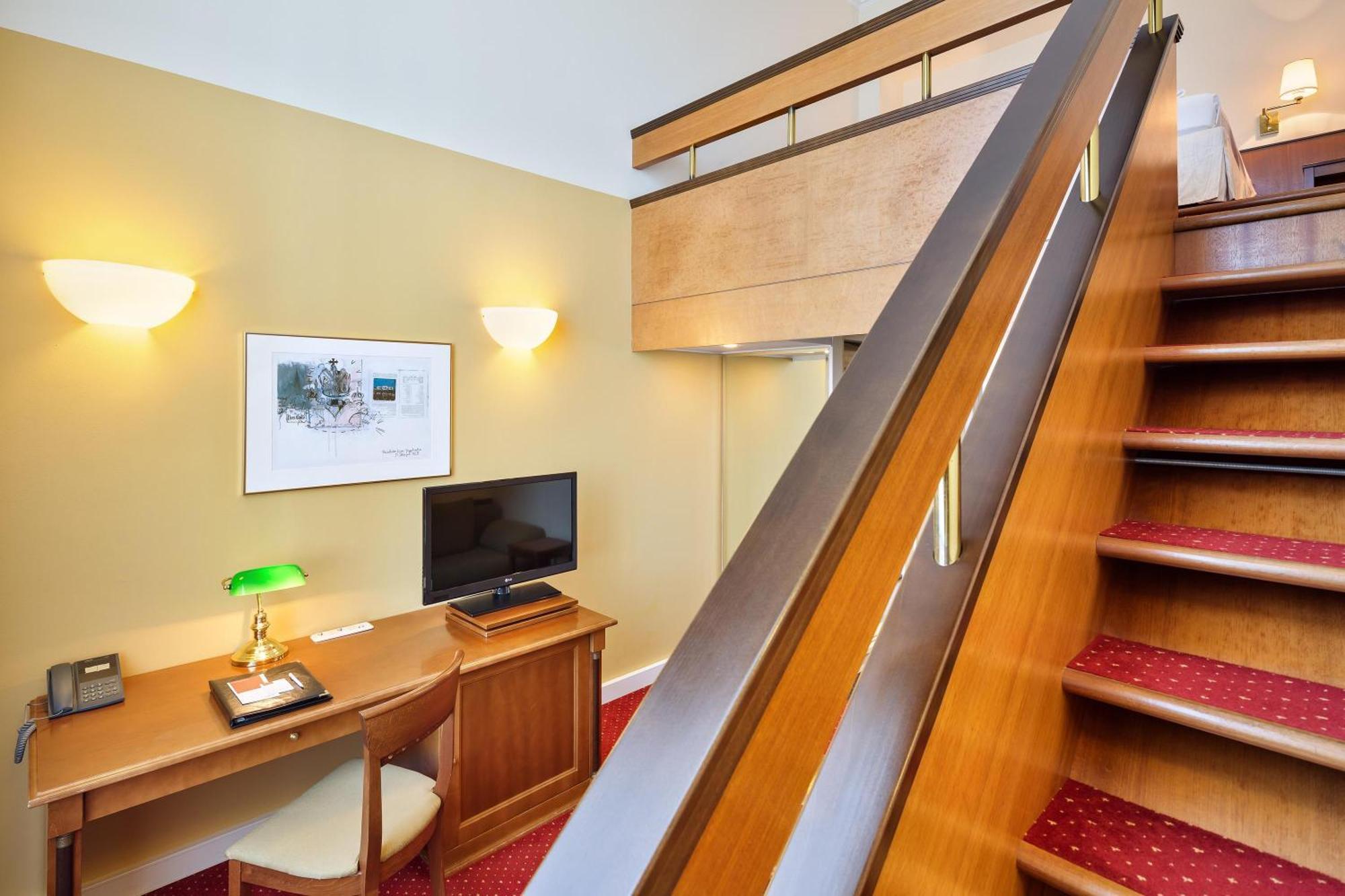 Austria Trend Hotel Schloss Wilhelminenberg Wien Экстерьер фото