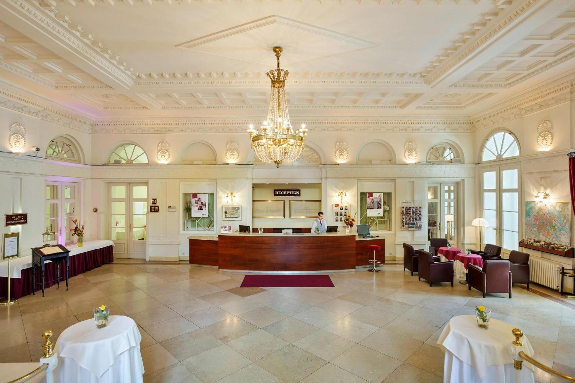 Austria Trend Hotel Schloss Wilhelminenberg Wien Экстерьер фото