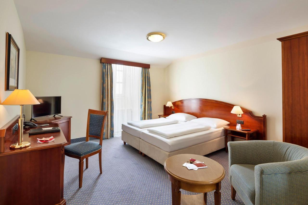 Austria Trend Hotel Schloss Wilhelminenberg Wien Экстерьер фото